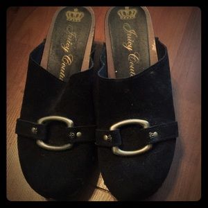 Juicy Couture clogs